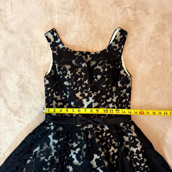 LEVORY J Black Floral Lace Fit & Flare Cocktail Dress – Women’s Size 2 - Picture 3 of 10